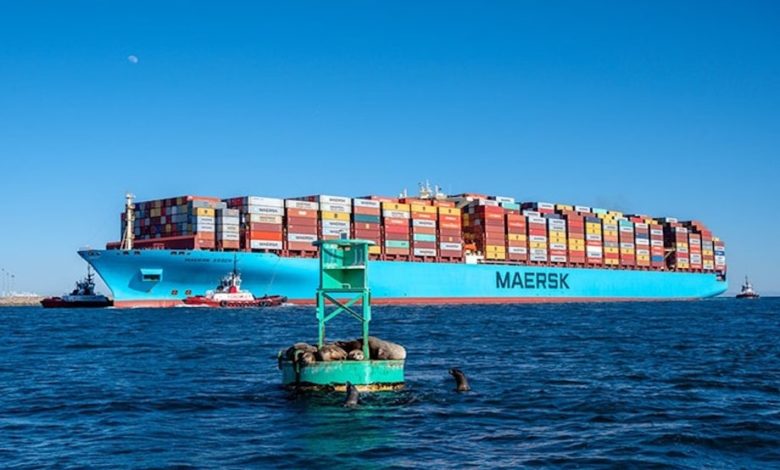 The 13,100 teu Maersk Essen boxship has rerouted to Mexico instead of its intended destination of Los Angeles.
